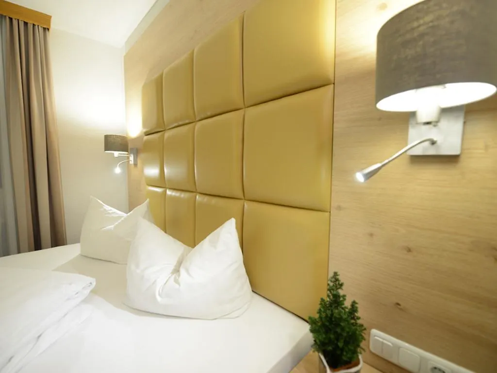Land-Gut Hotel Zum Loewen Garni Marktheidenfeld