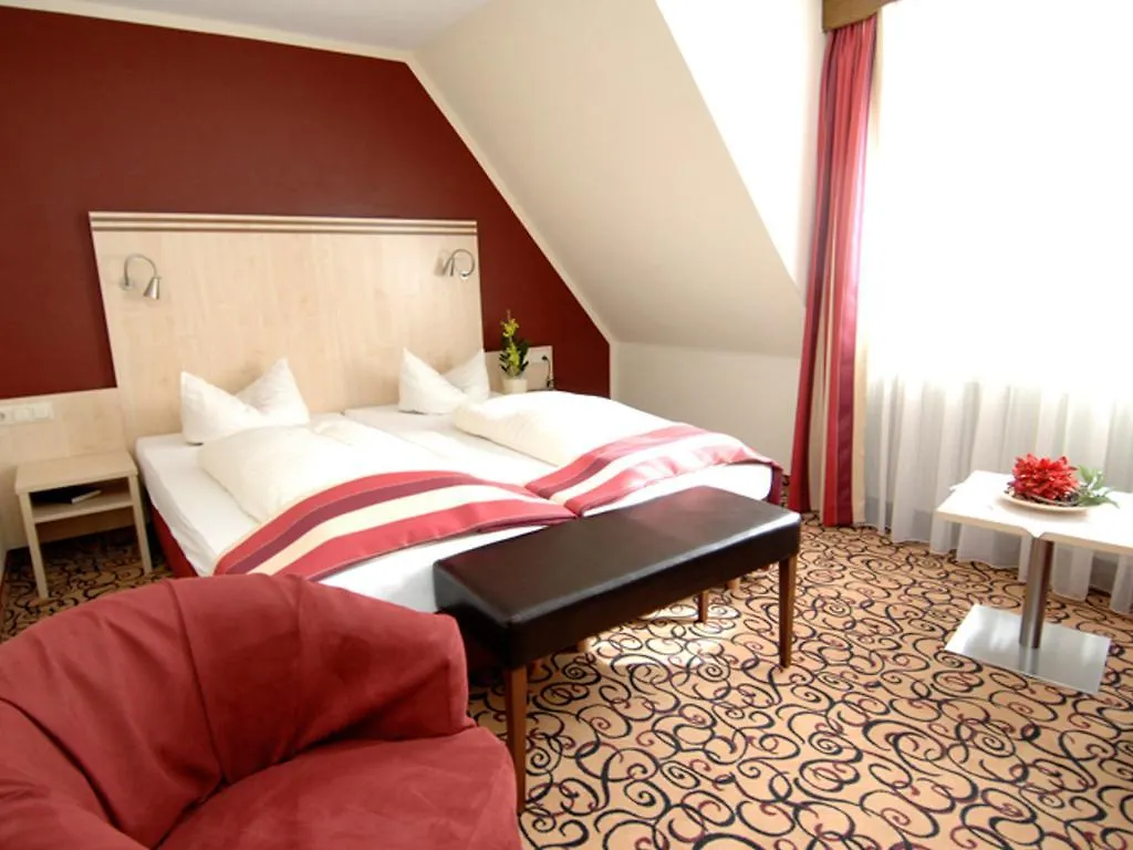 Land-Gut Hotel Zum Loewen Garni 3*, Marktheidenfeld Germany