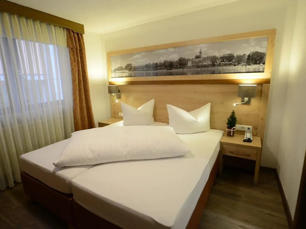 Land-Gut Hotel Zum Loewen Garni Marktheidenfeld
