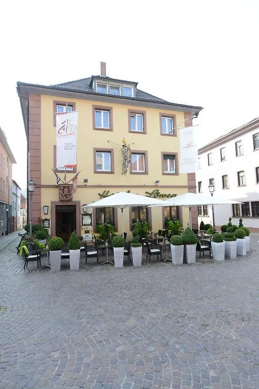 Land-Gut Hotel Zum Loewen Garni