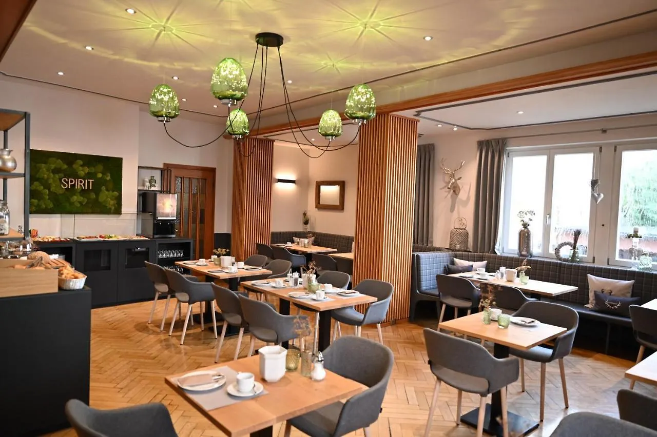 Land-Gut Hotel Zum Loewen Garni Germany